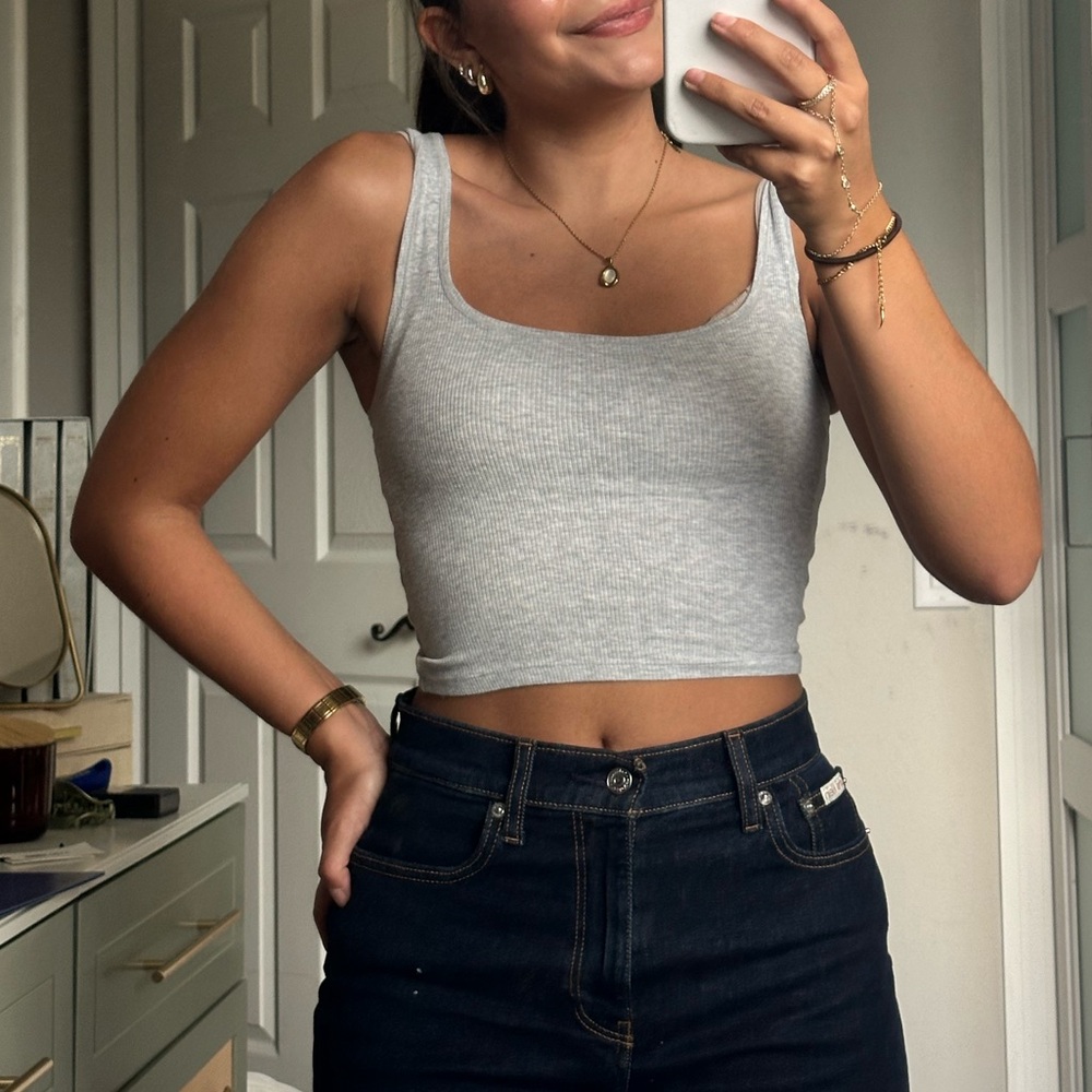 gray tank